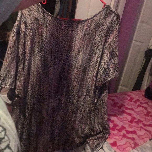 Womens shirt - Picture 3 of 3